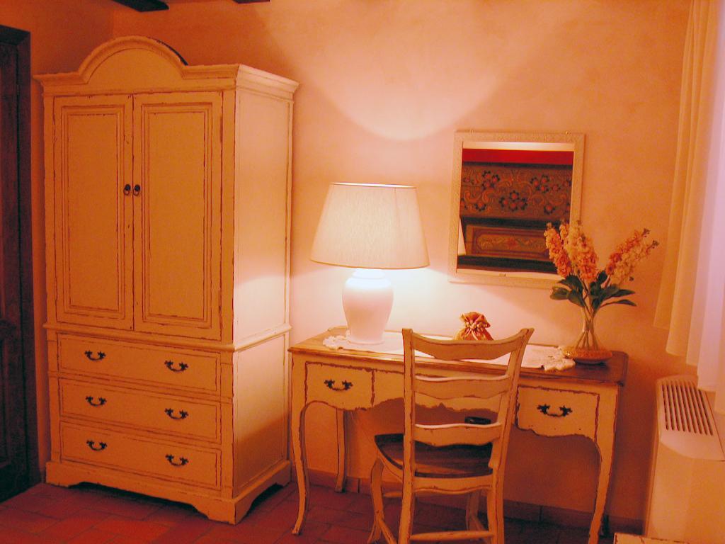 Agriturismo Istrice Innamorato 캄펠로술클리툰노 객실 사진