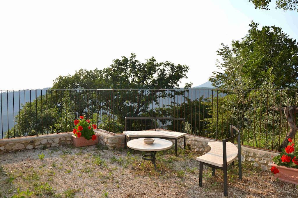 Agriturismo Istrice Innamorato 캄펠로술클리툰노 객실 사진