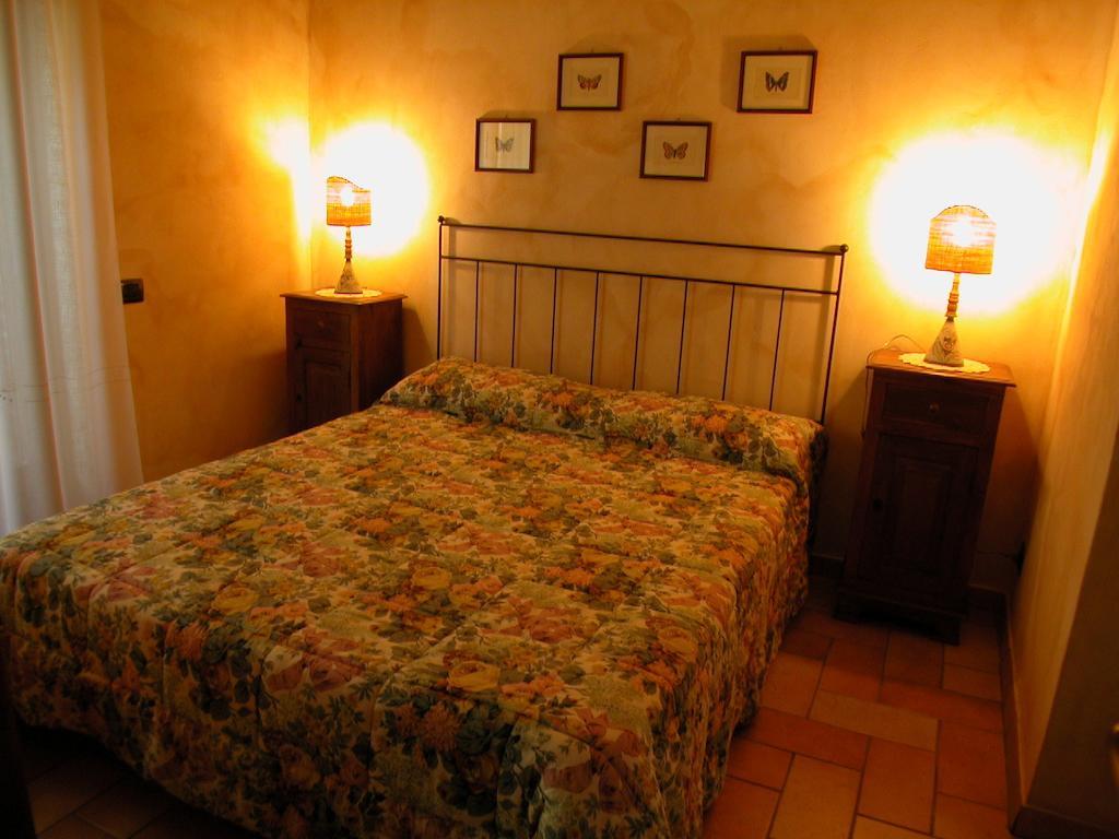 Agriturismo Istrice Innamorato 캄펠로술클리툰노 객실 사진