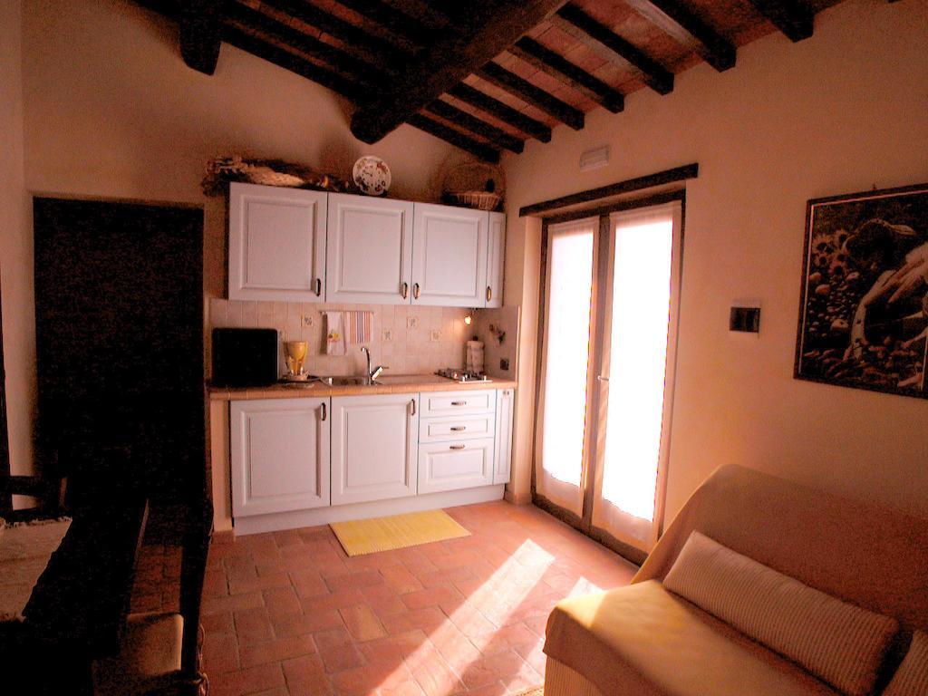 Agriturismo Istrice Innamorato 캄펠로술클리툰노 객실 사진
