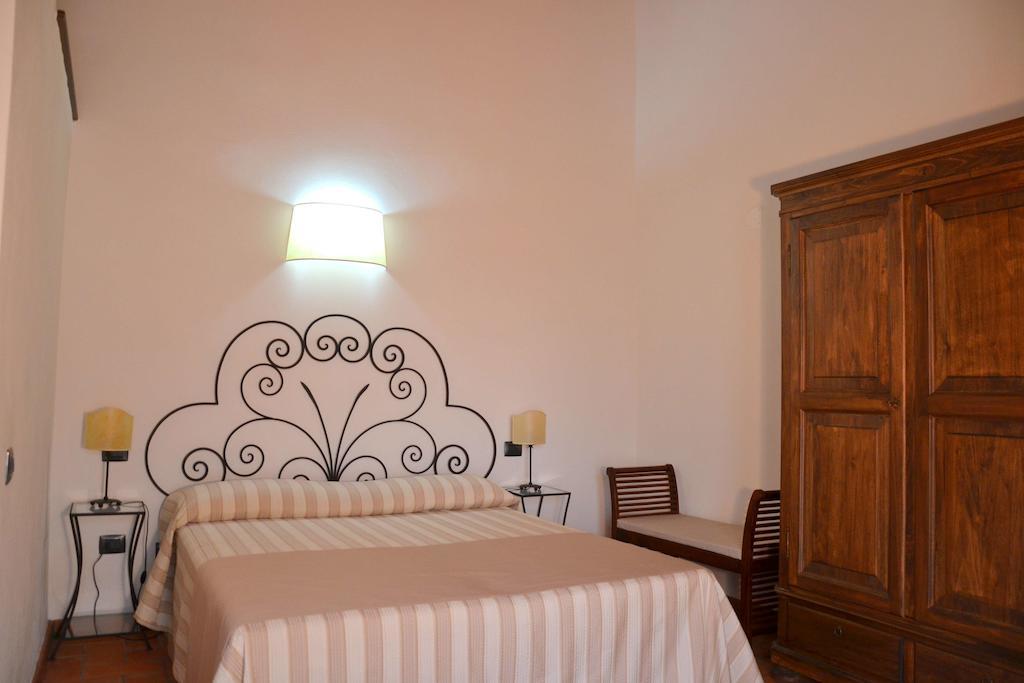 Agriturismo Istrice Innamorato 캄펠로술클리툰노 객실 사진